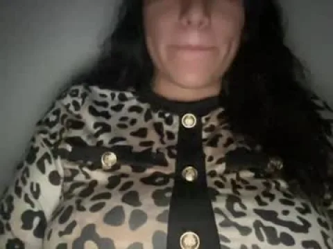 Watch Suzy Q Offline Adult Webcam Show from United States - Free Sex Cam Stream