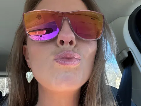 Watch Prettymouthpeach Live Adult Webcam Show - Free Sex Cam Stream
