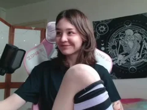 Watch Eve Offline Adult Webcam Show - Free Sex Cam Stream