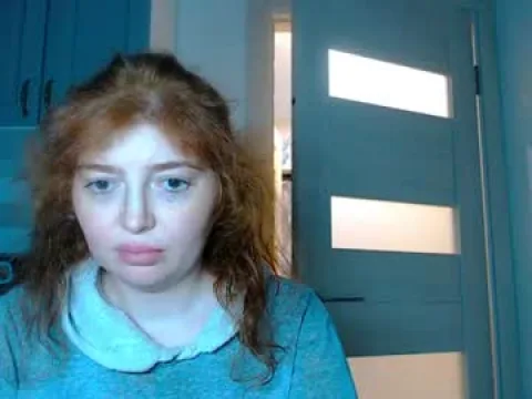 Watch Kira Live Adult Webcam Show - Free Sex Cam Stream