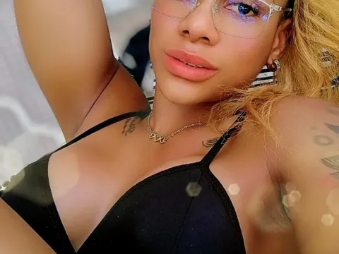 Watch KarinRoss Live Adult Webcam Show - Free Sex Cam Stream