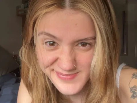 Watch Iady Live Adult Webcam Show - Free Sex Cam Stream