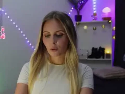 Watch BonnieBluX Offline Adult Webcam Show - Free Sex Cam Stream