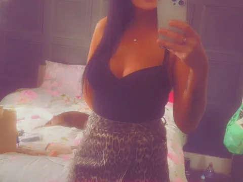 Watch Leah00xx Live Adult Webcam Show - Free Sex Cam Stream