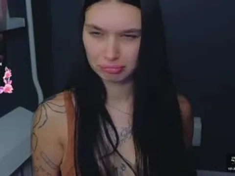 Watch Freya  I'M NONUDE Live Adult Webcam Show - Free Sex Cam Stream
