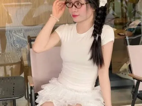 Watch Glass-lyy Live Adult Webcam Show - Free Sex Cam Stream