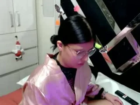 Watch Daphne877046 Live Adult Webcam Show from Colombia - Free Sex Cam Stream