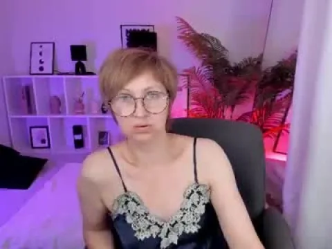 Watch Paris Live Adult Webcam Show - Free Sex Cam Stream