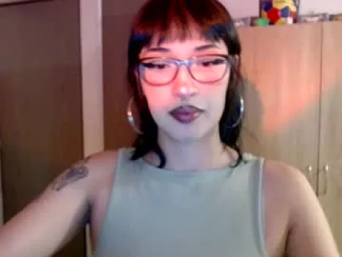Watch Chloe Snoww Offline Adult Webcam Show from Colombia - Free Sex Cam Stream