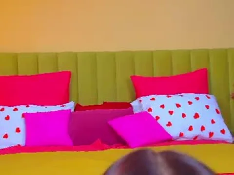 Watch Olivia Live Adult Webcam Show - Free Sex Cam Stream