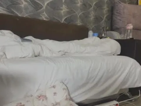 Watch Aurora Offline Adult Webcam Show - Free Sex Cam Stream