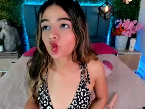 Watch ABRIL Offline Adult Webcam Show from Colombia - Free Sex Cam Stream