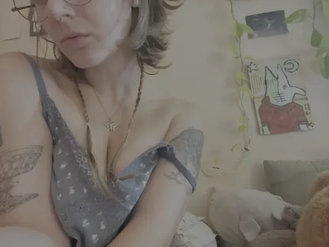 Watch Monaroeee Live Adult Webcam Show - Free Sex Cam Stream