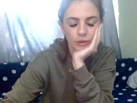 Watch Kira Live Adult Webcam Show - Free Sex Cam Stream
