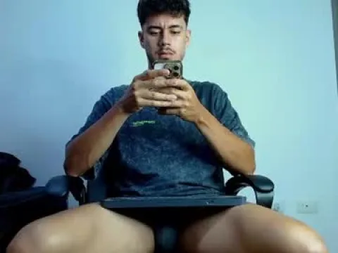 Watch Zark Wolf Offline Adult Webcam Show from Colombia - Free Sex Cam Stream