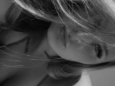 Watch Sophianoir Live Adult Webcam Show - Free Sex Cam Stream