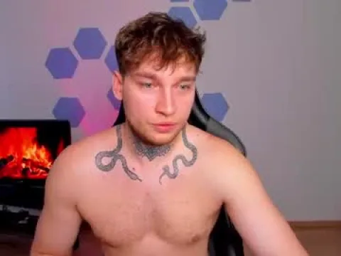 Watch ChrisTyson Offline Adult Webcam Show - Free Sex Cam Stream