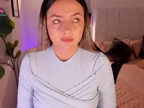 Watch Amywoods Live Adult Webcam Show from Colombia - Free Sex Cam Stream